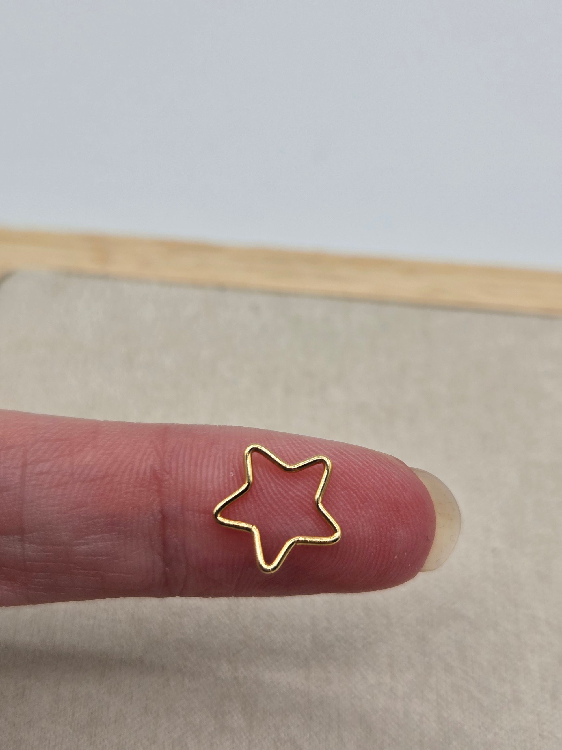 Permanent Jewellery Supplies 14kt Gold Filled & Sterling Silver, Charms, Star, Chains & Connectors. Great for all Permanent Jewellery Artists