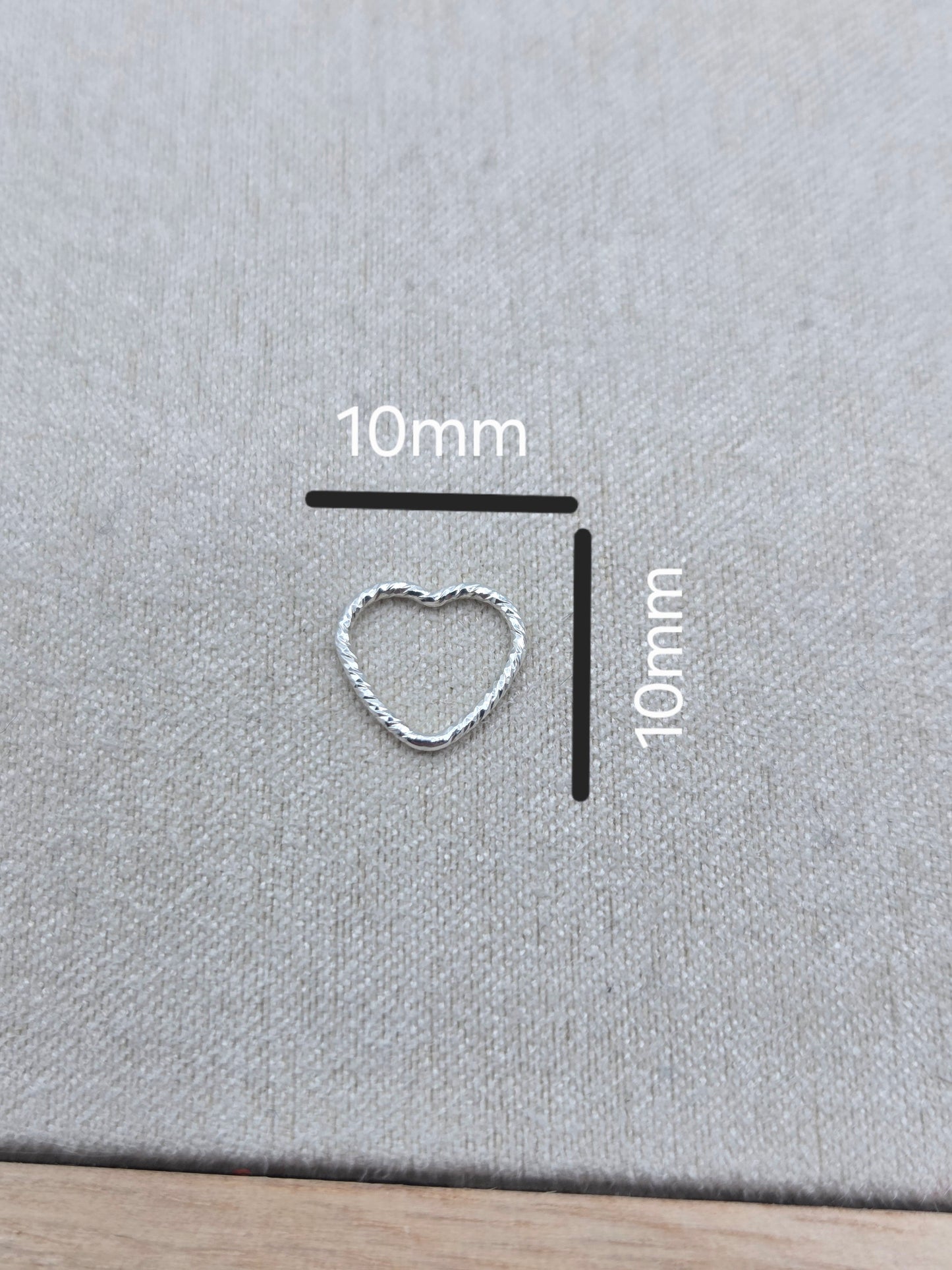 Permanent Jewellery Supplies 14kt Gold Filled & Sterling Silver, Charms, Hearts, Chains & Connectors. Great for all Permanent Jewellery Artists