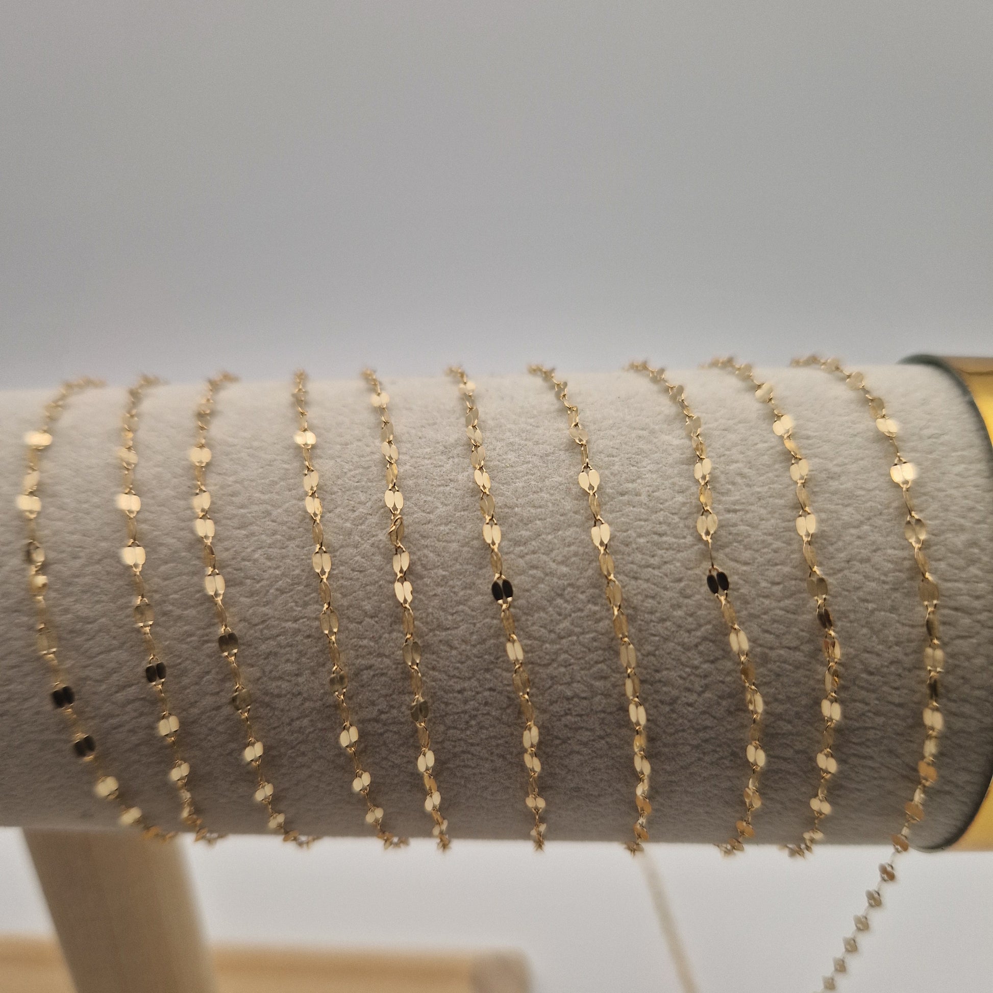 Permanent jewellery lip chain made from 14kt gold and 925 sterling silver, minimalist and elegant design. Permanent Jewellery Supplies 14kt Gold Filled & Sterling Silver, Charms Chains & Connectors. Great for all Permanent Jewellery Artists