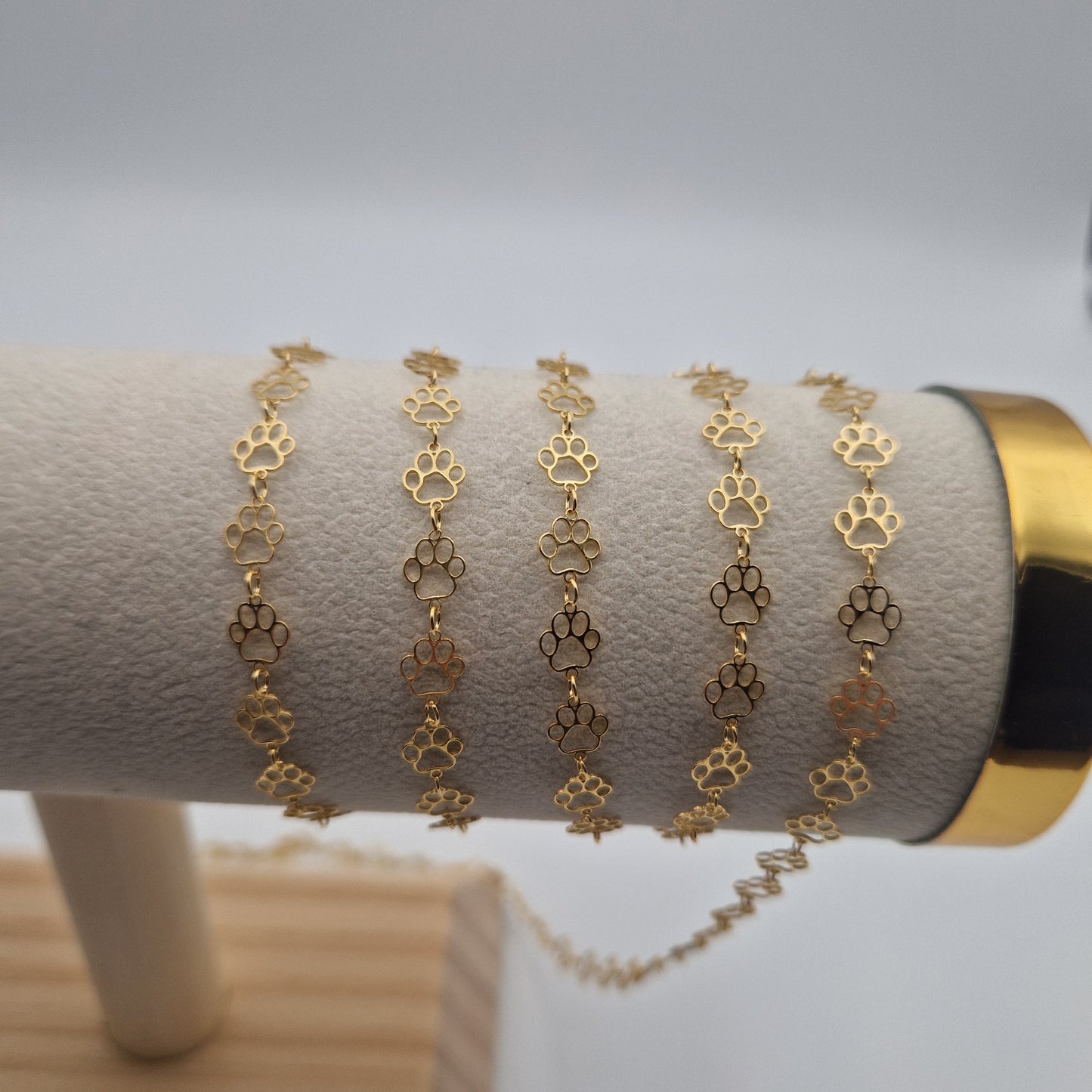 Permanent Jewellery, Paw Print chain. 14kt Gold filled and 925 sterling silver. Permanent Jewellery Supplies 14kt Gold Filled & Sterling Silver, Charms Chains & Connectors. Great for all Permanent Jewellery Artists