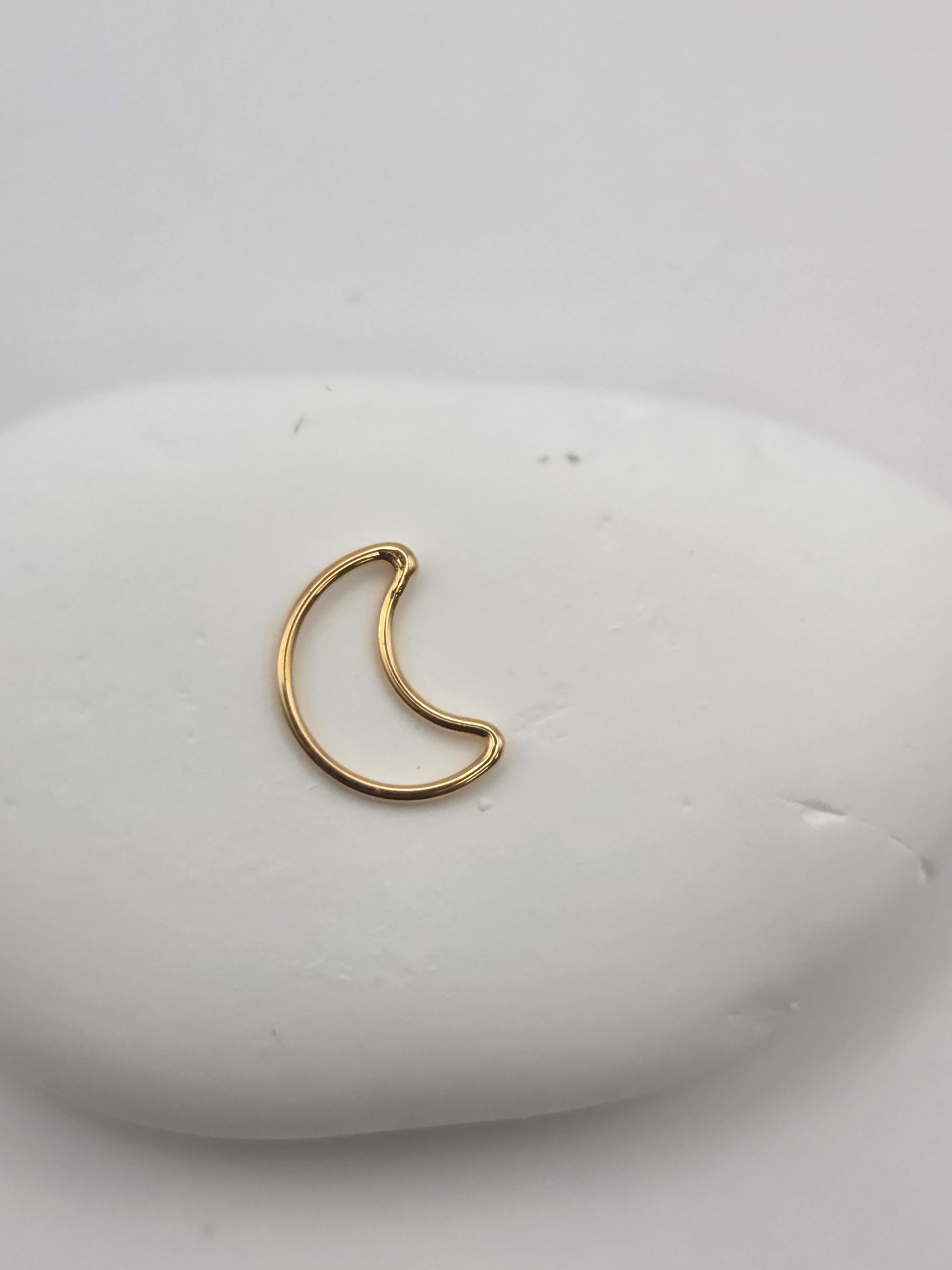 Permanent Jewellery Supplies 14kt Gold Filled & Sterling Silver, Charms, Moon, Chains & Connectors. Great for all Permanent Jewellery Artists