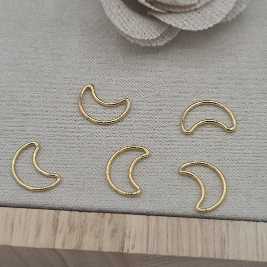 Permanent Jewellery Supplies 14kt Gold Filled & Sterling Silver, Charms Chains & Connectors. Great for all Permanent Jewellery Artists